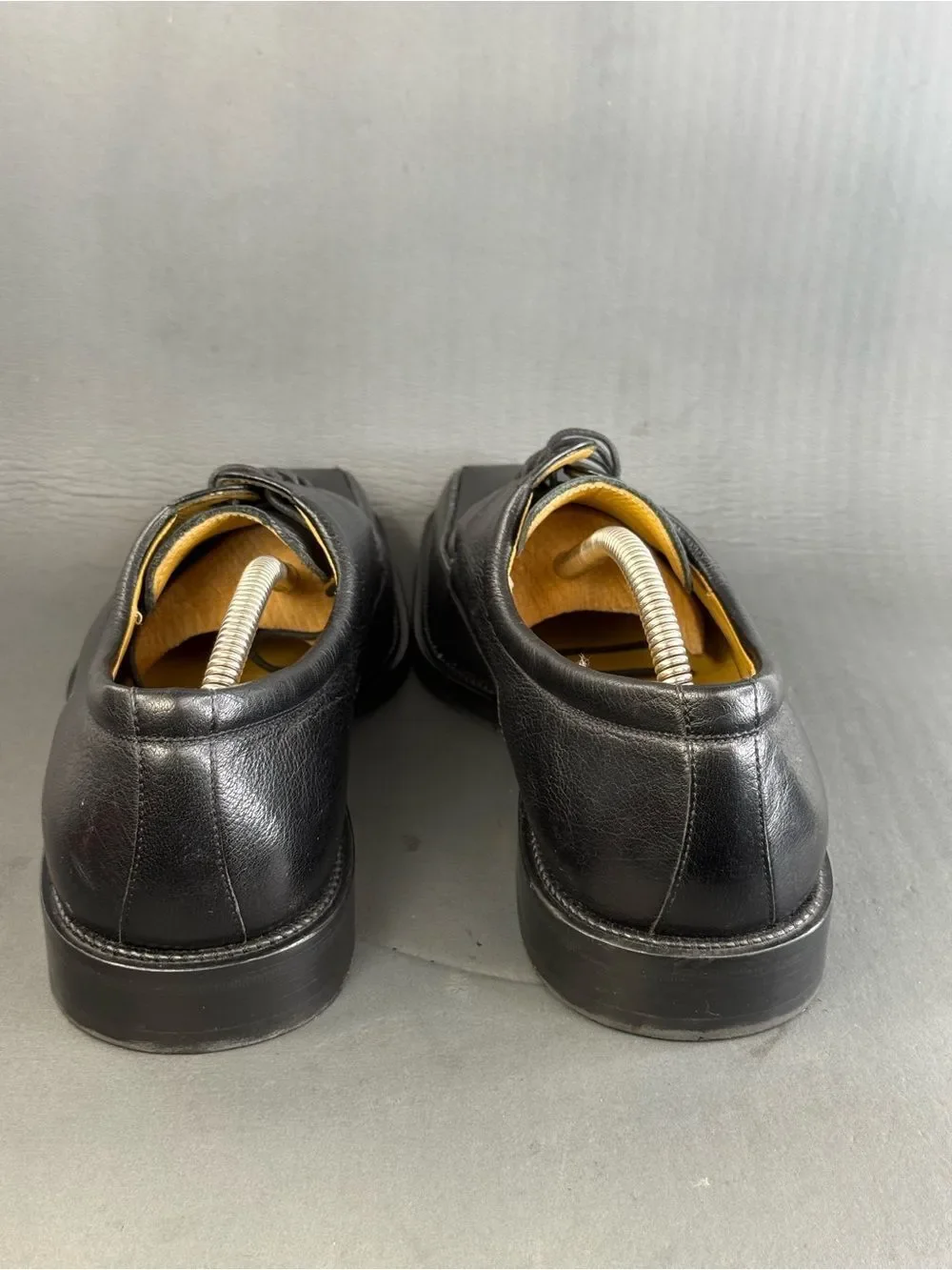 Mezlan gently used